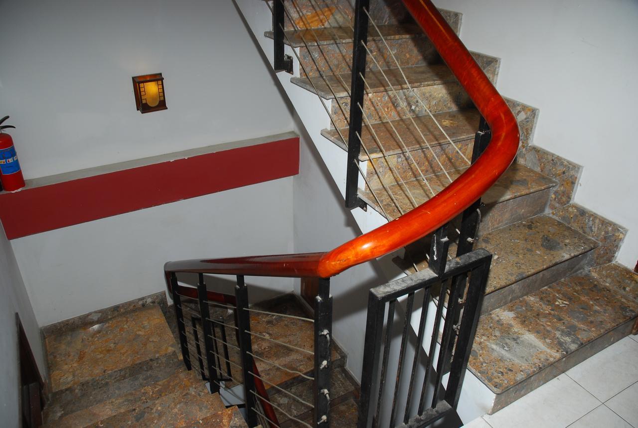 Volga Hotel Хюэ Экстерьер фото